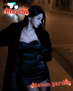抖音网红PHOEBE
